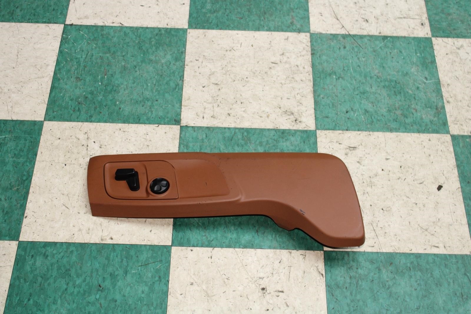 14-17 Ghibli Brown Front Passenger RH Power Seat Control Switch Button WTY WTY