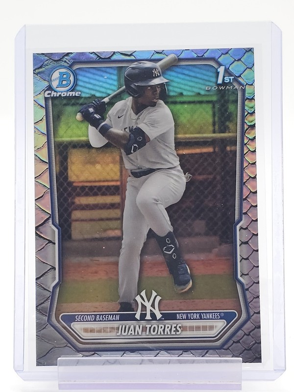 JUAN TORRES 2026 BOWMAN CHROME 1ST REPTILIAN REFRACTOR #BCP-75 YANKEES Q3701