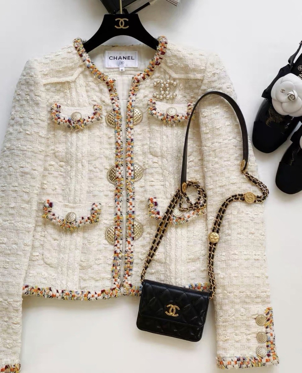 Rare Chanel 17C 2017 Cruise Cuba Coco Fantasy Tweed Jacket Ivory