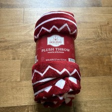 HolidayTime 50x60 Red soft plush throw blanket classic Christmas cozy gift decor