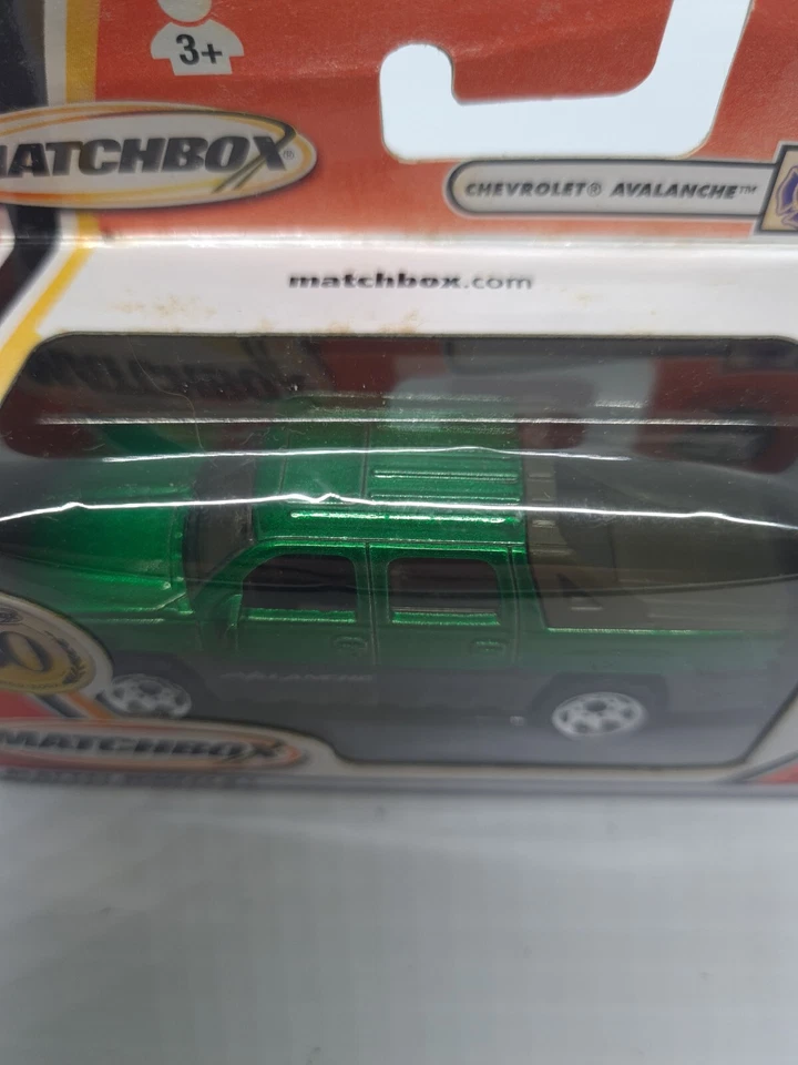 MATCHBOX 2001 Chevrolet Avalanche dual cab Ute MB #58 NEW 50th Anniversary 96828 - Image 3 of 4