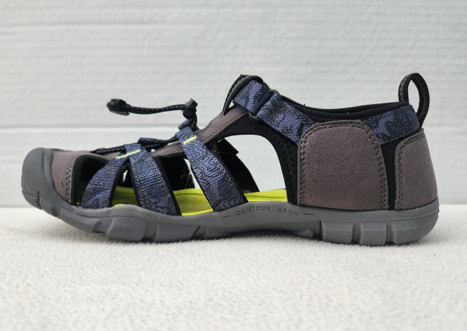 Sandali KEEN Seacamp II CNX taglia 7 grigio blu giallo 1026321 ottime condizioni