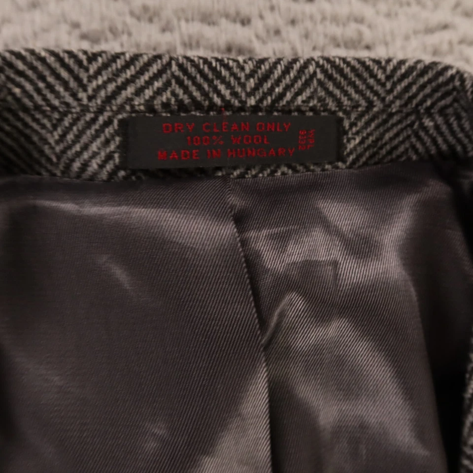 VTG Tweed Jacket M MT Gray Black Herringbone 100% Wool Blazer Sport Coat 43L - Image 3 of 4