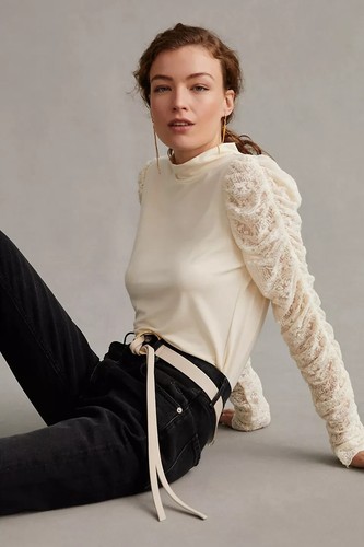 ¡Nuevo! XS NUEVO CON ETIQUETAS Anthropologie Maeve Marfil Encaje "Blusa Manga Acanalada" Agotada - Imagen 2 de 4