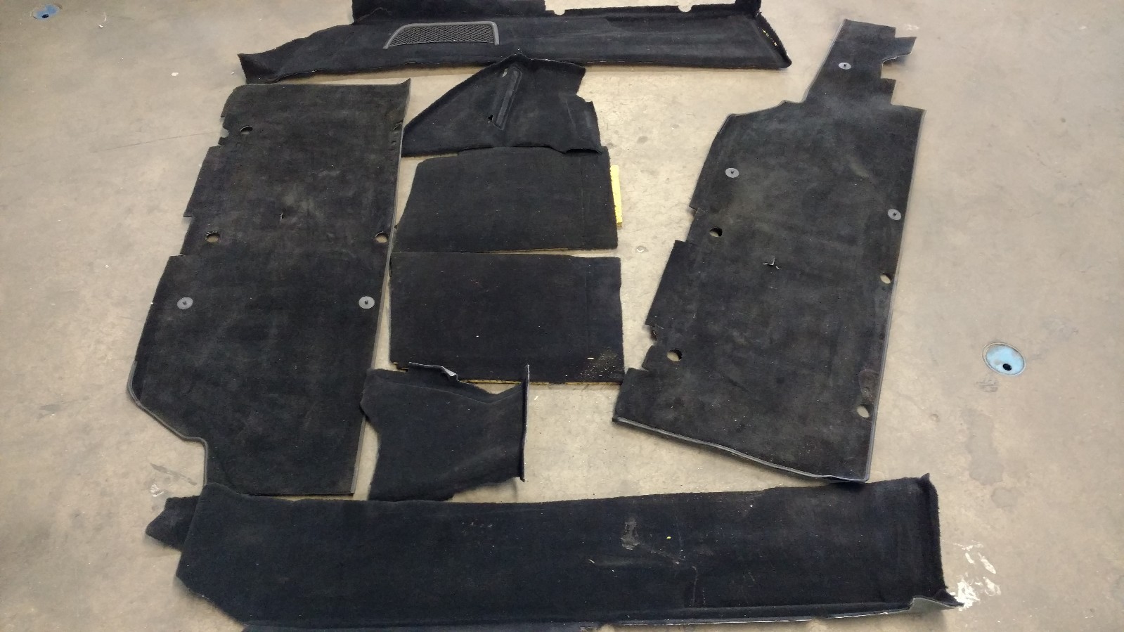 LAMBORGHINI GALLARDO INTERIOR CARPET COVERING SET OEM 