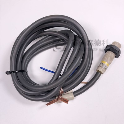 NIB   E2F-X2Y1 Proximity Sensor, Inductive, 12mm #WD8