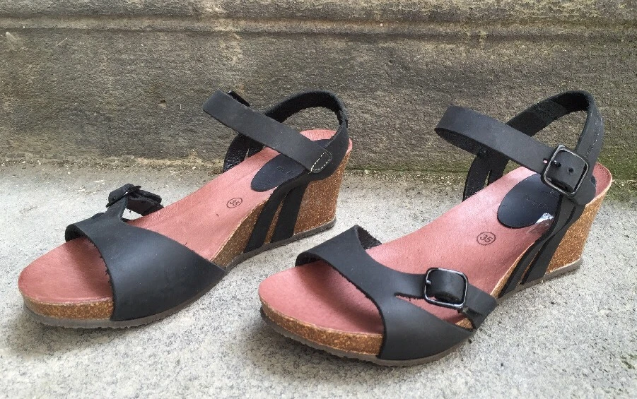 DESTOCKAGE NU PIEDS DE MARQUE INTER BIOS CUIR NOIR TAILLE 35