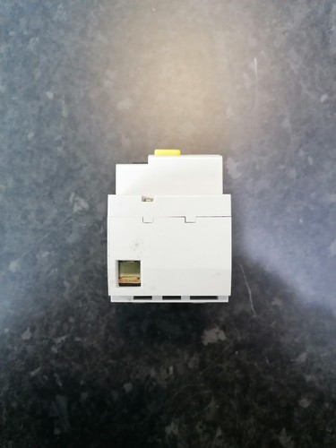 CRABTREE STARBREAKER 363/S030 63A 30mA SPLIT LOAD RCCB RCD/ - Picture 3 of 4