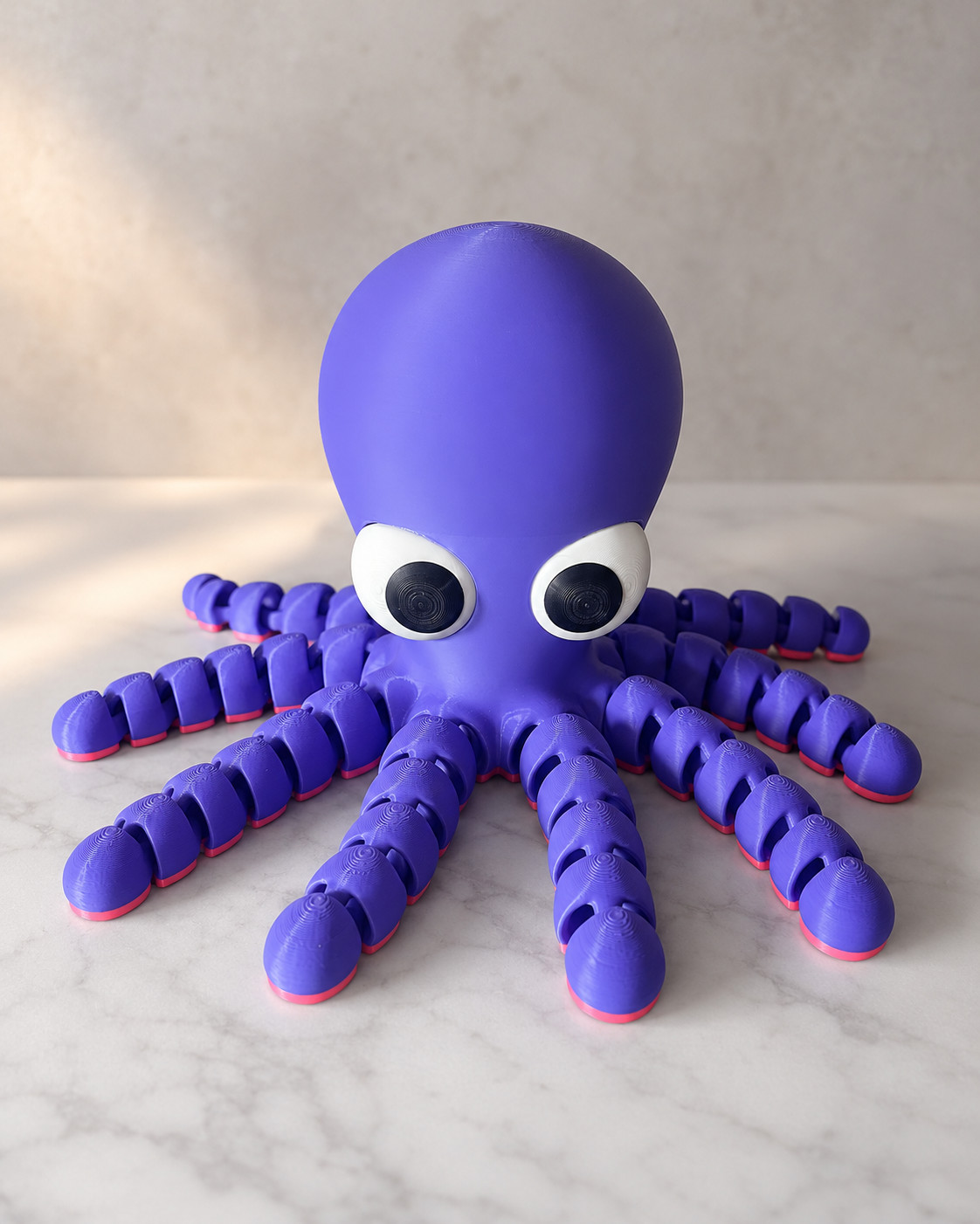Figurine pieuvre flexible violette pour créer une ambiance océanique apaisante chez soi