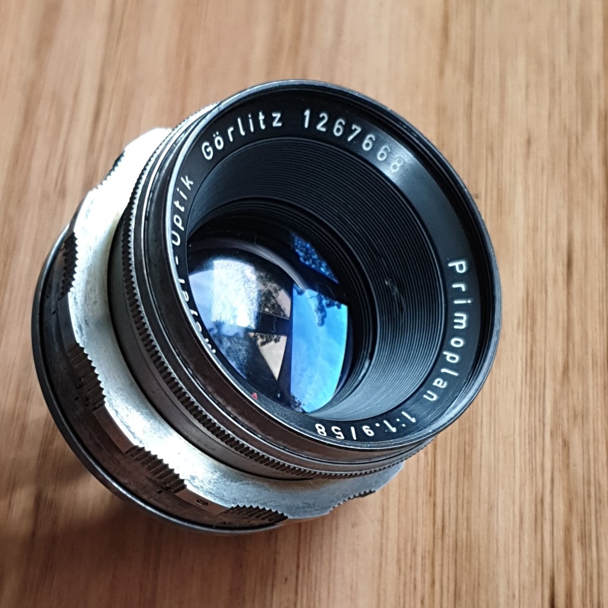 MEYER OPTIK GORLITZ PRIMOPLAN 58mm F1.9 RED V - M42 vintage lens