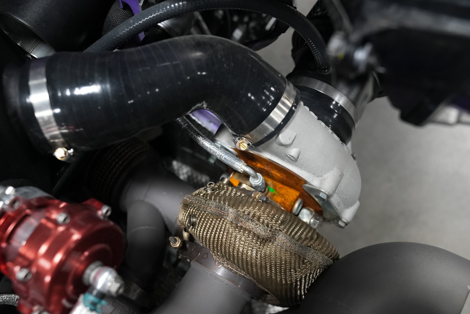 AMS Lamborghini Huracan STO Twin Turbo kit