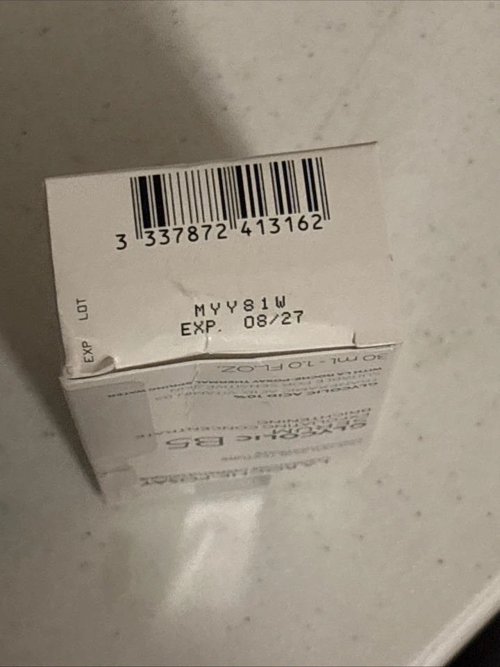 La Roche Posay~Glycolic B5 Serum~Exfoliating Concentrate Brightening 30ml/NIB - Image 2 of 2