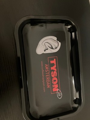 Mike Tyson 2,0 x Futurola Rolling Trays