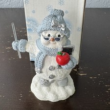 Snow Buddies Teacher Cooleen 97209 3,5” Figura Encore 2001 Apple & Pointer