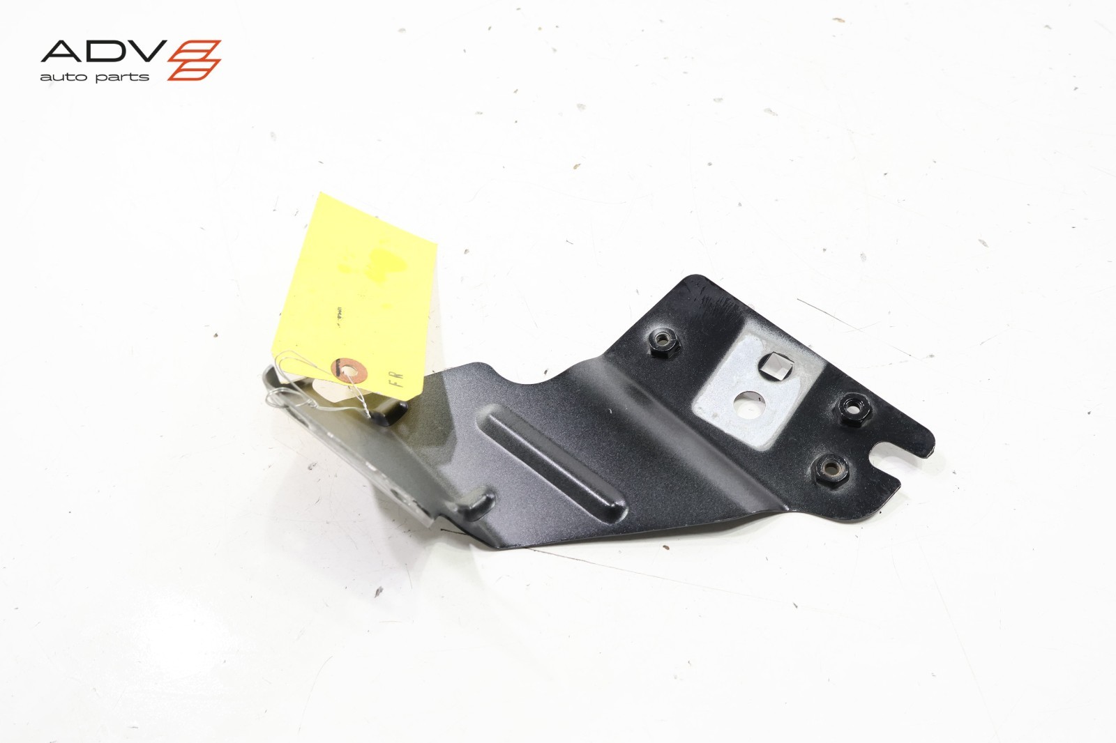 Maserati Ghibli 2014-2024 Front Right Lower Side mounting bracket P/N 13858