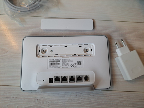 Routeur 4G Soyealink B535-333 3 Pro LTE CAT7 300 Mbit/s VPN RJ11 - Photo 3/8