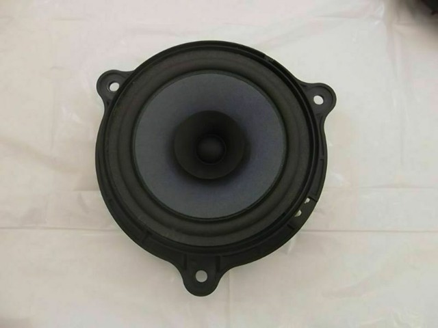 Passenger Door Speaker Front Right 