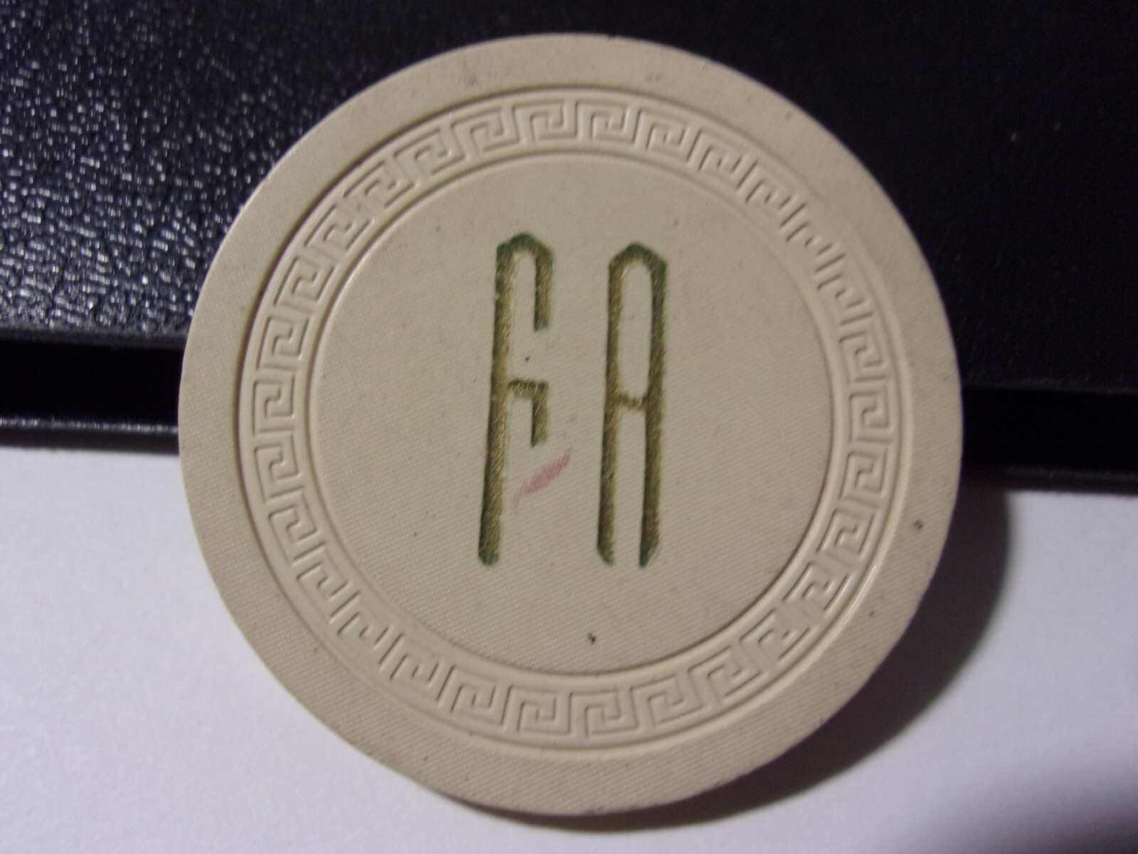 LIBERTY POCKET BILLIARDS (FA) ILLEGAL CASINO gaming poker chip