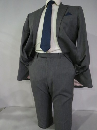 Current Thomas Pink Jermyn St London side vent flat front hacking suit 40 R - Picture 3 of 15
