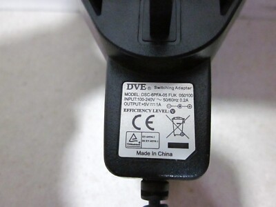 Original DVE DSC-6PFA-05 5 V 1 A 12 W UK Feststecker AC Netzteil Adapter