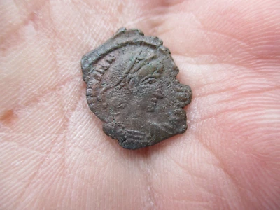 PETITE MONNAIE BRONZE ROMAINE A IDENTIFIER ... ARCADIUS ? - Photo 1/3