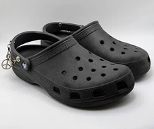 Crocs Classic Black Unisex Size Mens 8 Womens 10 Peace Sign Chain Mules Slides