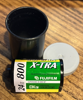 Fujicolor Superia X-TRA 800 24 Exp 35MM Camera Film - Expired date Fujicolor Superia X-TRA 800 24 Exp 35MM Camera Film - Expired date