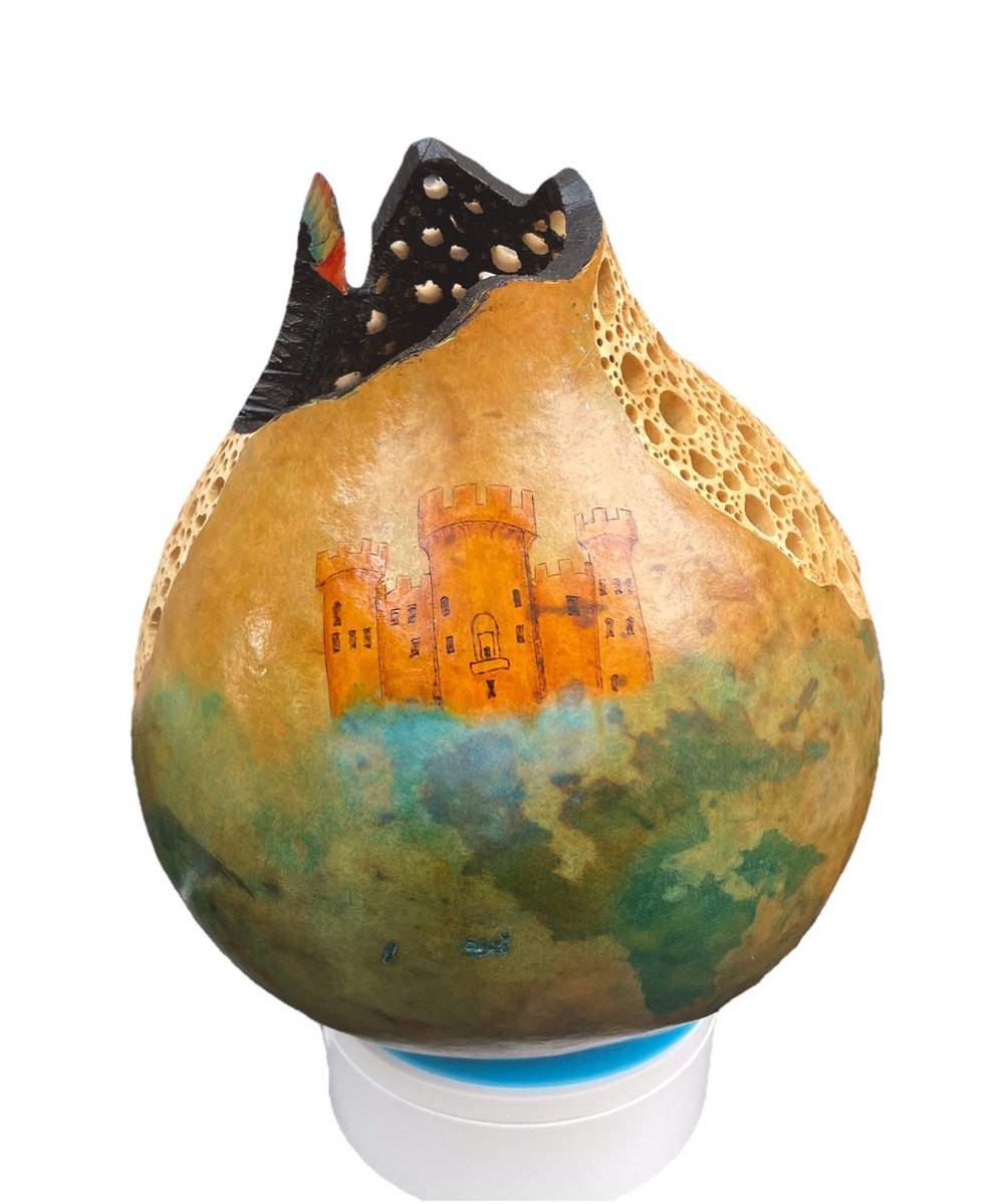 【中古】 Carnevale DeOrganographia Painted/carved/pyrography dragon Gourd sculpture About 12” Tall