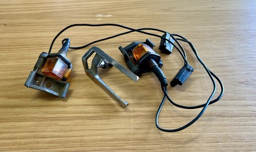 67-68 Cadillac Fender Indicator Lights Deville Fleetwood Eldorado
