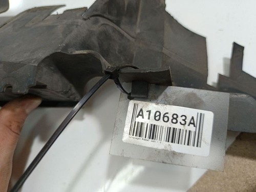 3B0121284E andere Halter 3B0 121 284E Volkswagen Passat DE2553013-51