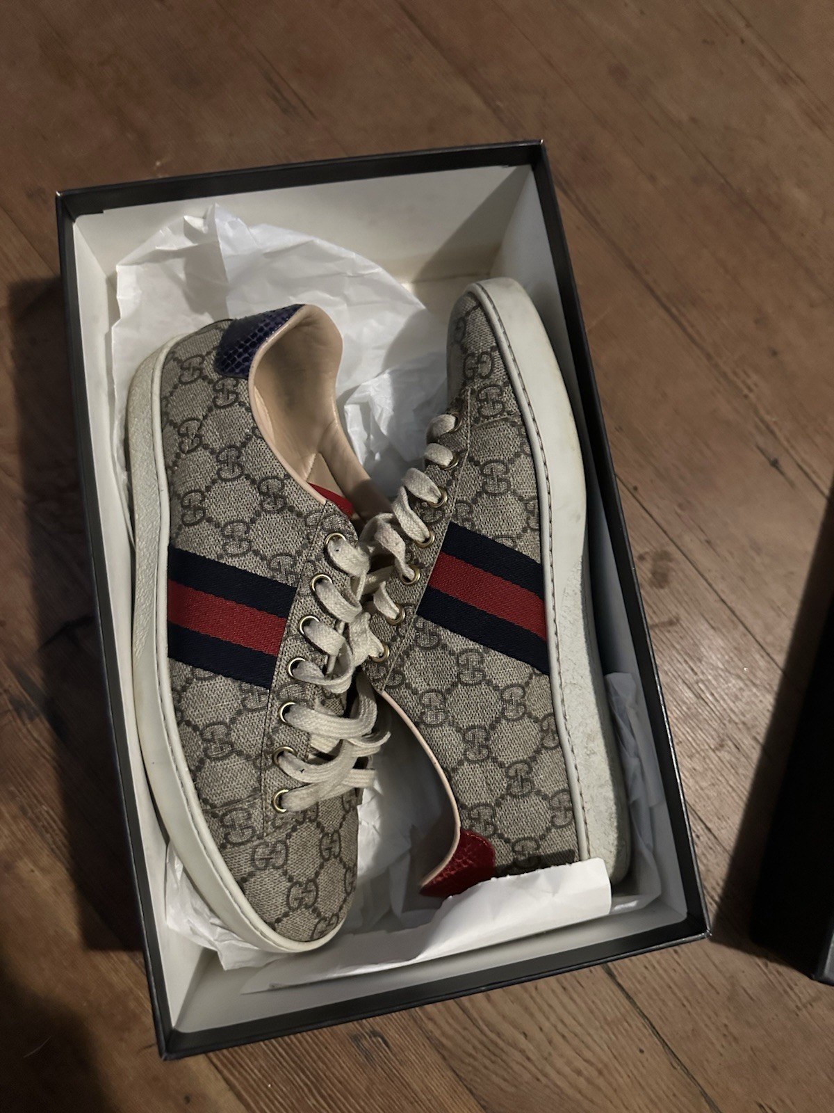 Gucci Men's Logo Print Lace Up Canvas Sneakers Beige Red Blue Striped