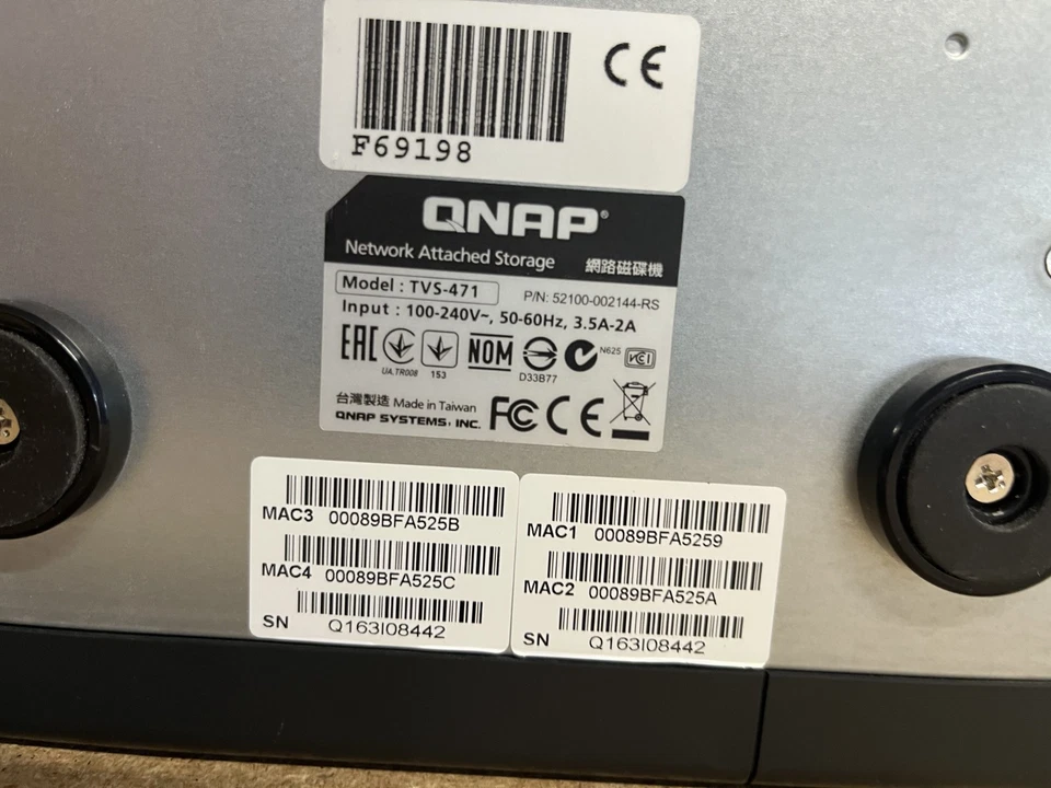 TVS-471 QNAP 4 Bay Desktop NAS 8GB Speicher vollständig getestet - Bild 3 von 4