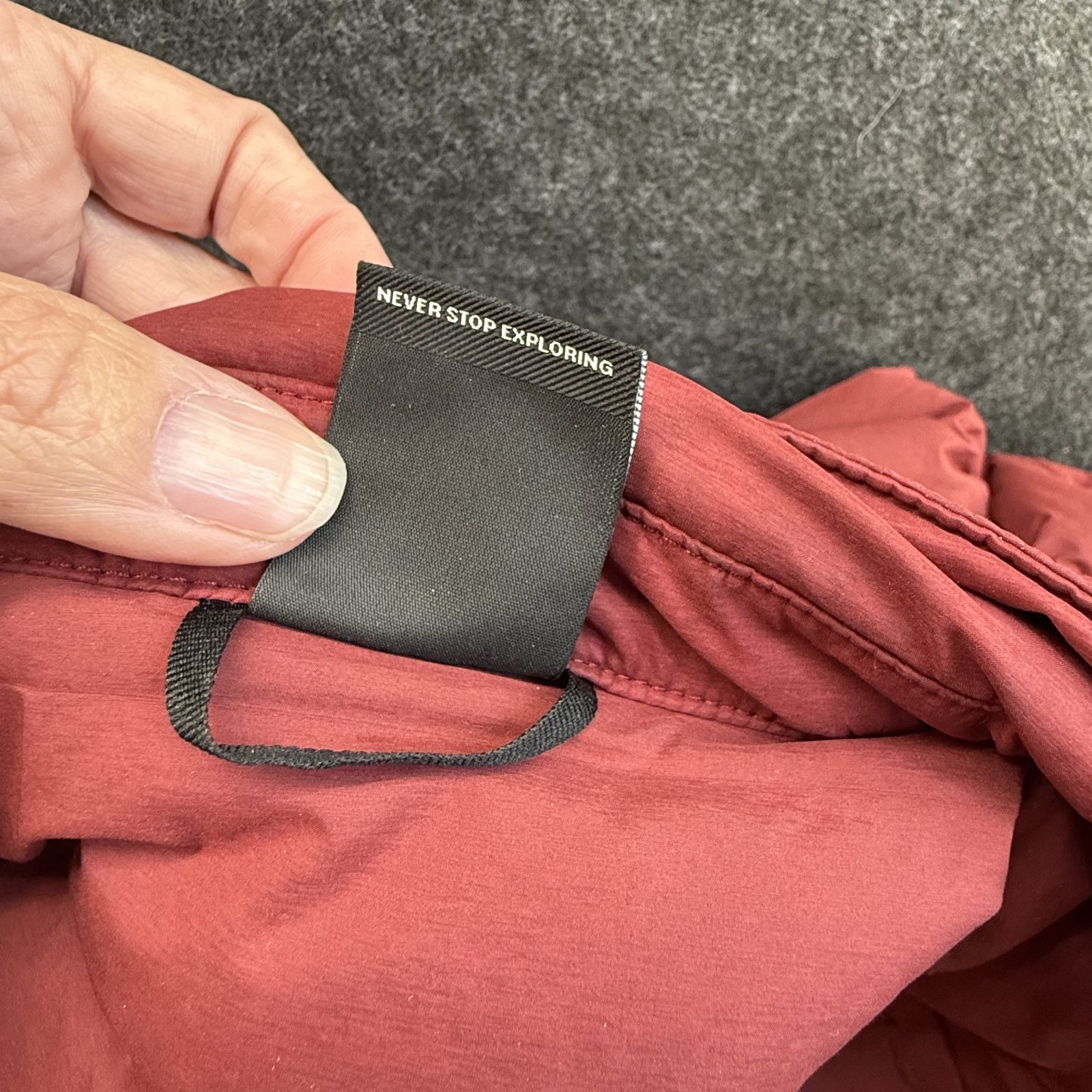 The North Face Renewed Belleview Stretch Down Jacket Mens XL Red 600 Fill thumbnail 5