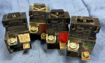 JUST 1     P115 15AMP PUSHMATIC P115 REPLACEMENT CIRCUIT BREAKERS 120V BULLDOG