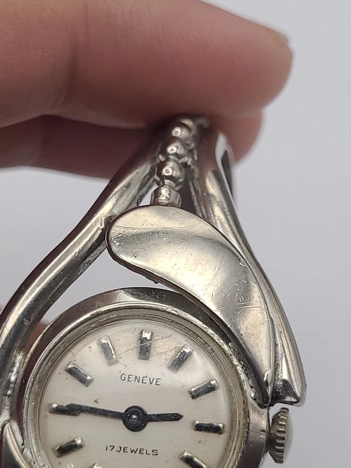 ВИНТАЖНЫЕ женские механические часы-манжеты Geneve с 17 камнями на запчасти или для ремонта - Изображение 3 из 4
