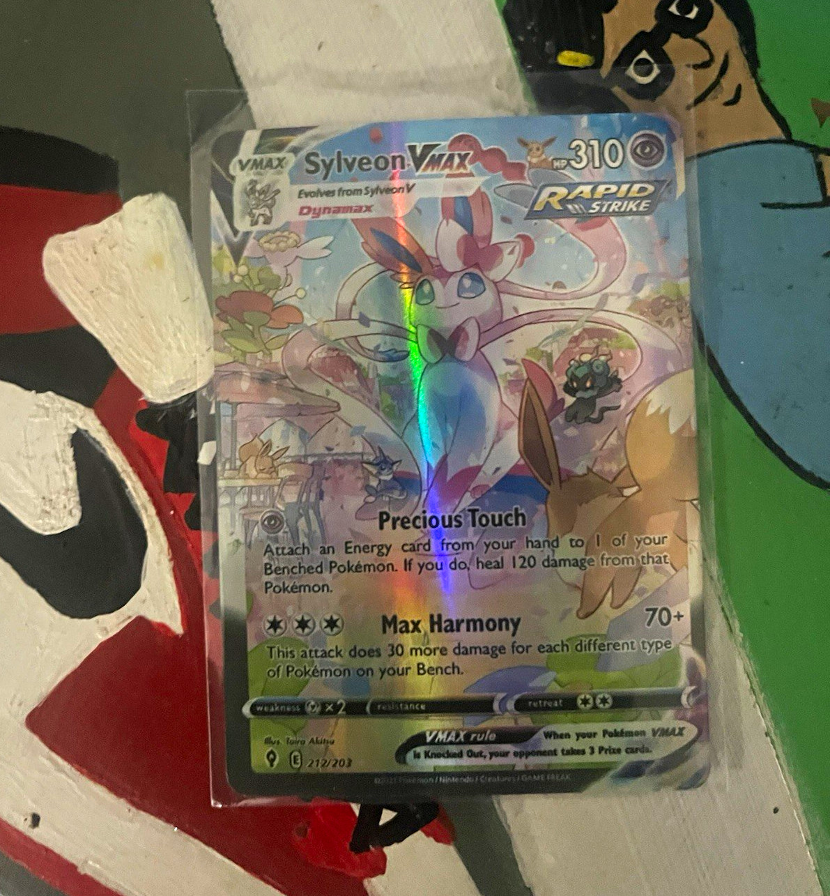 Sylveon VMAX 212/203 Secret Rare Full Art Holo - Evolving Skies (2021)