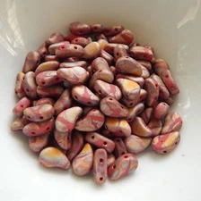 Paisley Duo (30 beads) Two Hole Coral Red Full Capri Gold Matte Batik