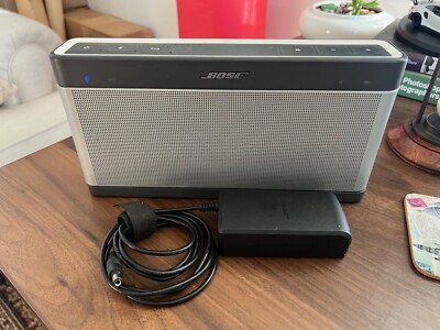Bose SoundLink 3 Bluetooth Speaker III 414255 Wireless With OEM Original Charger