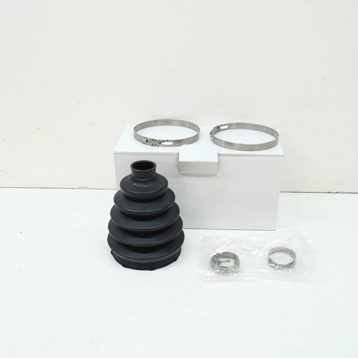 NEW BMW 5 G30 FRONT OUTPUT CV JOINT BOOT KIT 31608657723 ORIGINAL 