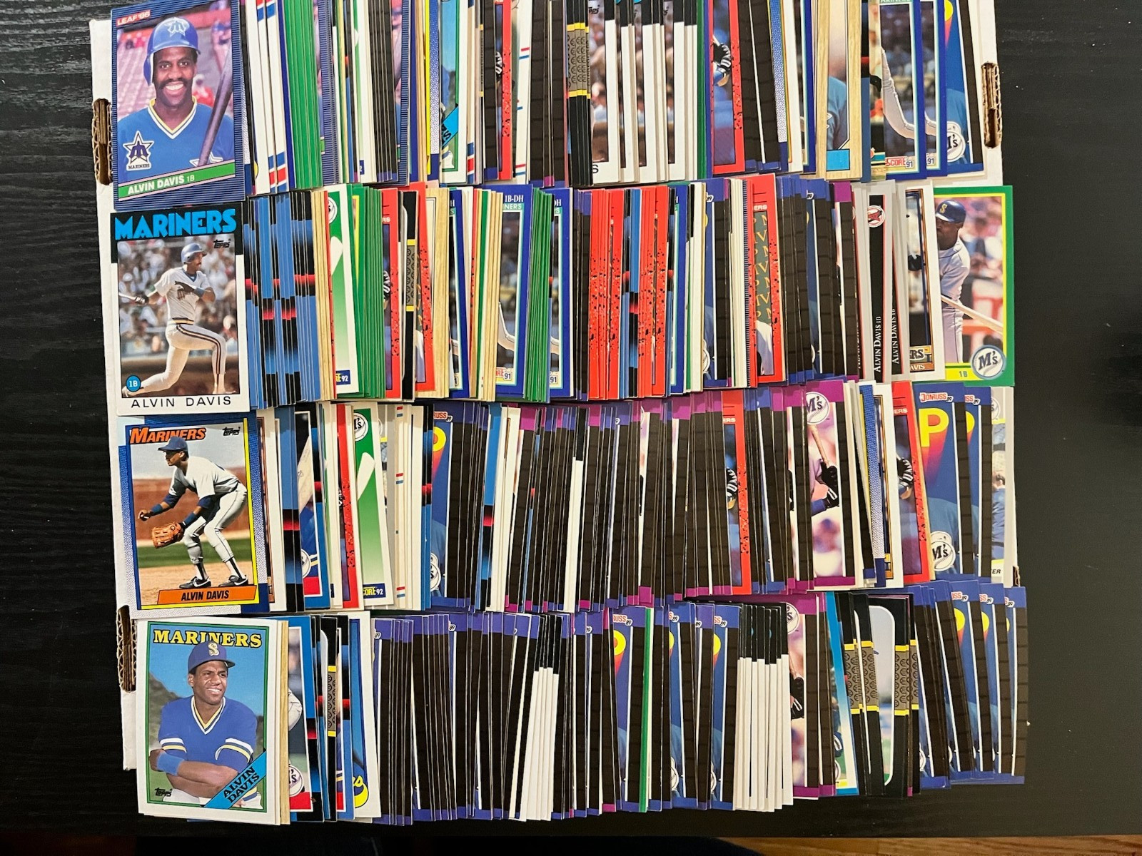 (500) Alvin Davis Baseball Cards Lot Base Seattle Mariners Collection