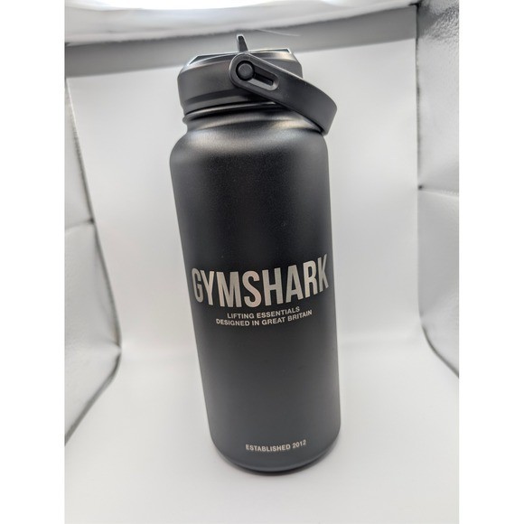 NWOT Black Gymshark Insulated Water Bottle 1 Liter Lifting Essentials Designed