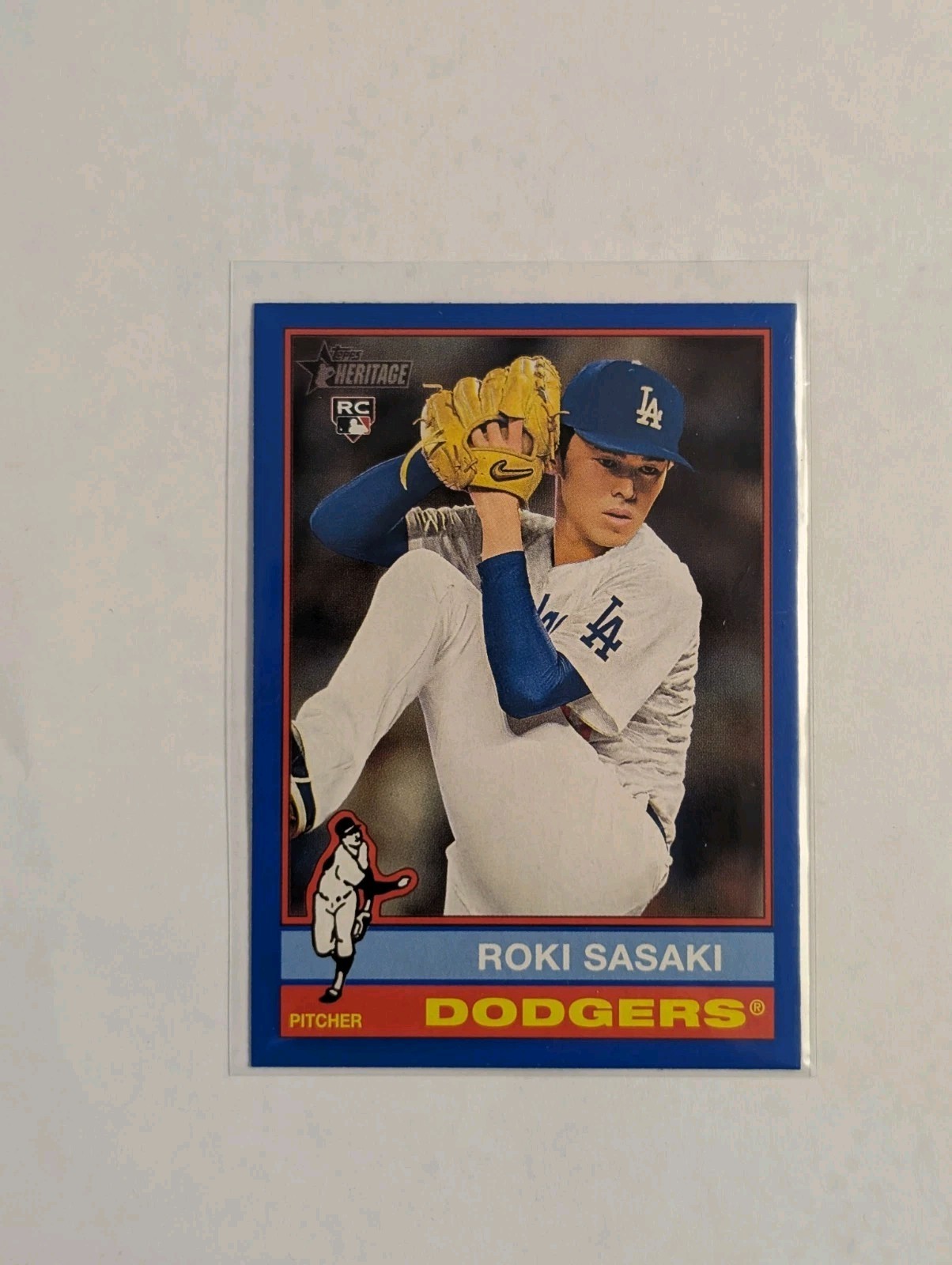 2025 Topps Heritage Roki Sasaki #224 Dark Blue Border RC Los Angeles Dodgers
