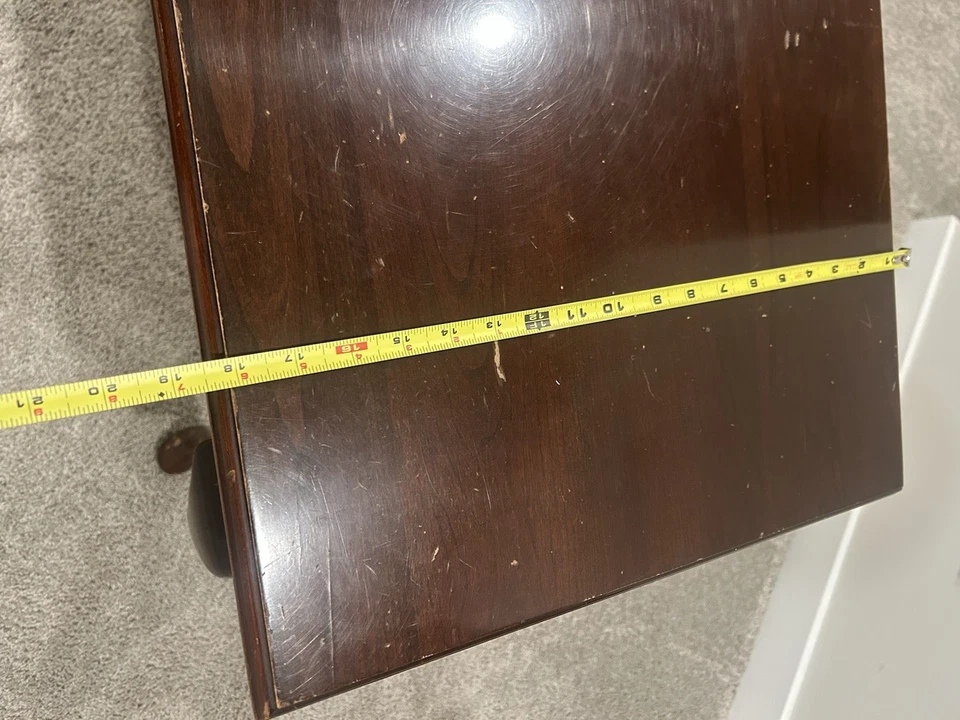 Mesa auxiliar vintage de madera de cerezo Harden Queen Anne con 1 cajón Foto 4 de 4