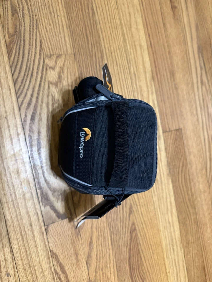 LowePro Adventura SH100R II (NOVO EM FOLHA) - Imagem 2 de 4
