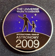 Astronomy 2009 Anglo-Australian Geocoin - Activated Adoptable - TB34D2Z