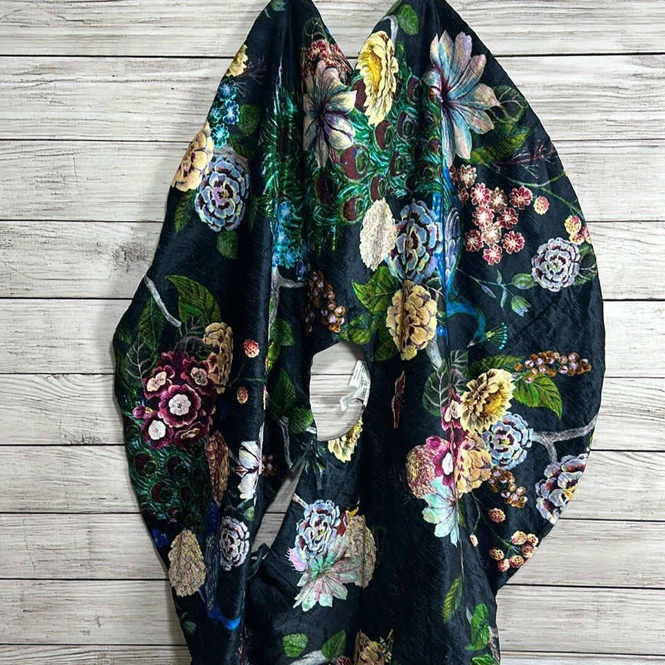 Anthropologie Velvet Tree Skirt Jaya Flora Fauna Peacocks Botanical Velvet - Image 2 of 4