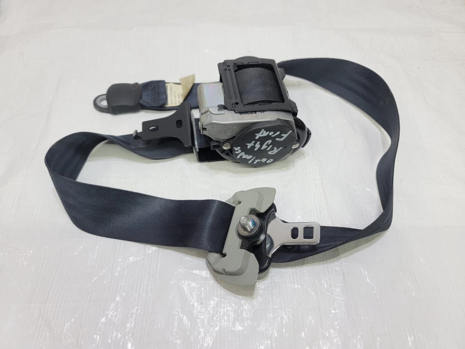 2007-2009 Mitsubishi Outlander Seat Belt Front Right Passenger Side OEM 6083805 Foto 4 de 4