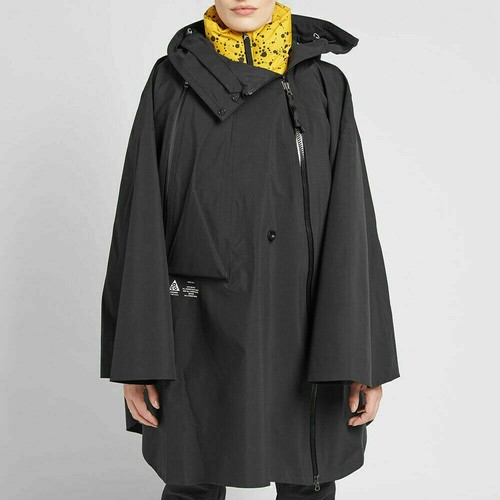 NikeLab ACG GORE-TEX 3-in-1 Womens Poncho Size Xs (Black)