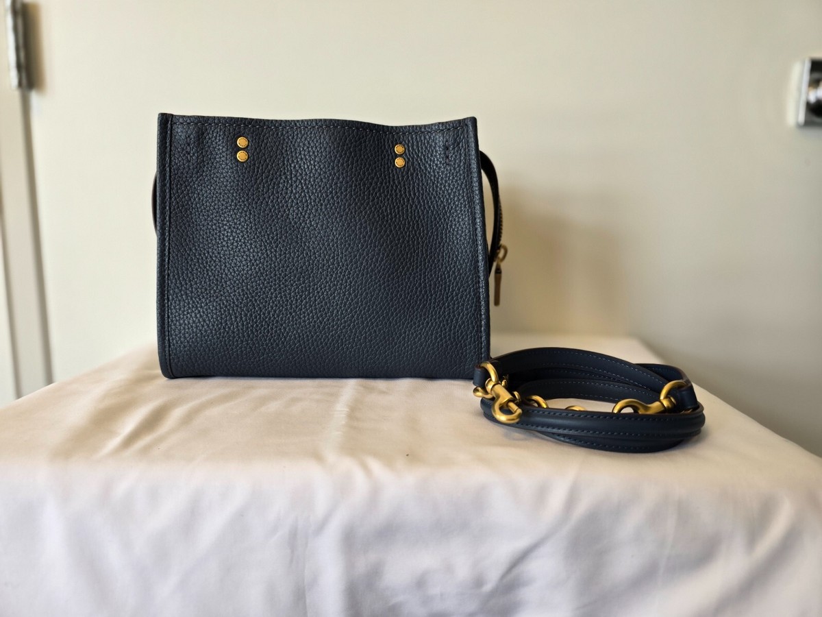 COACH 1941 Rogue 25 in Glovetanned Pebble Leather - OL/Dark Denim