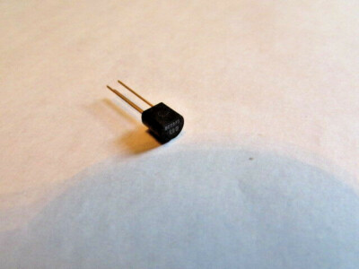 BC238B SIEMENS NPN SILICON AMPLIFIER TRANSISTOR 3-PIN GOLD LEAD HIGH QUALITY 1pc